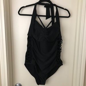 Swimsuits For All Black Crisscross Swimsuit